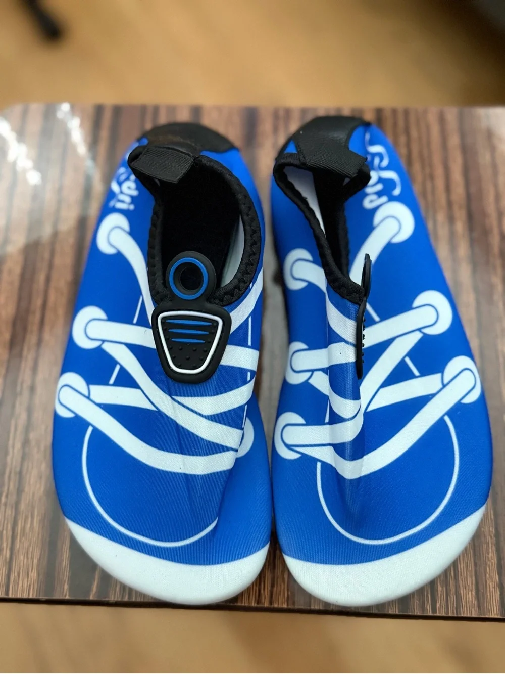 Kids Water Shoes Size 34-35 US 2.5-3.5, Blue Beach/Pool/Waterpark Shoes New